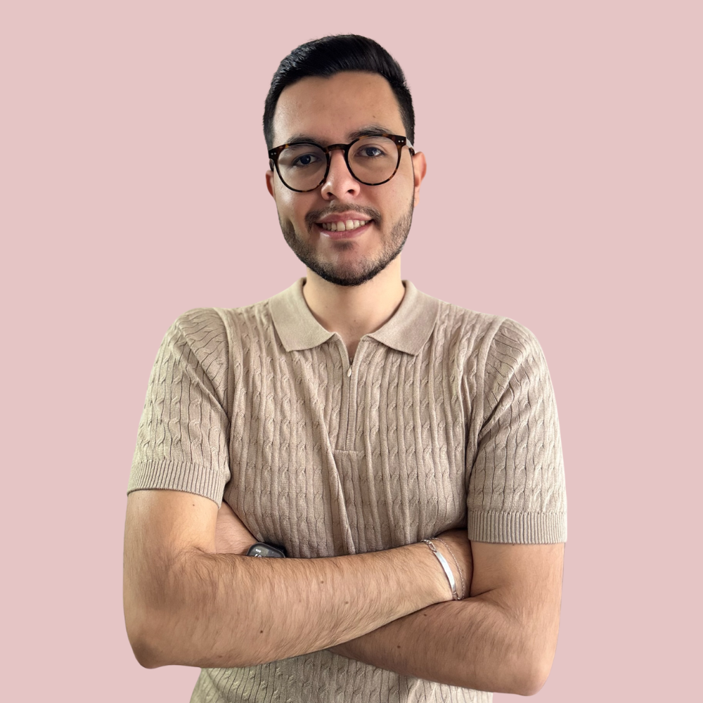 Johan, cofundador de Elantis, dirección estratégica y coordinación en Bogotá