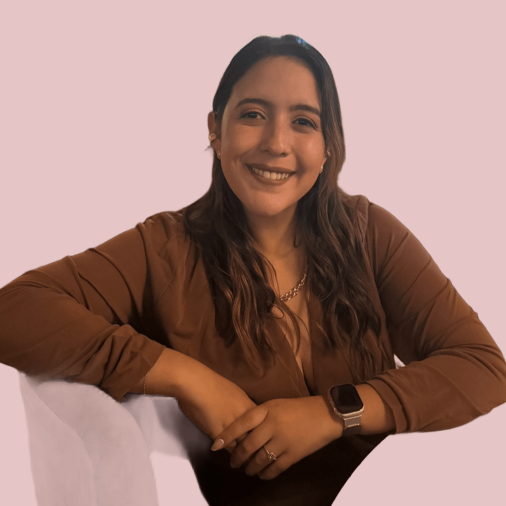 Paula, psicóloga fundadora de Elantis especialista en terapia individual, parejas y talleres en Bogotá
